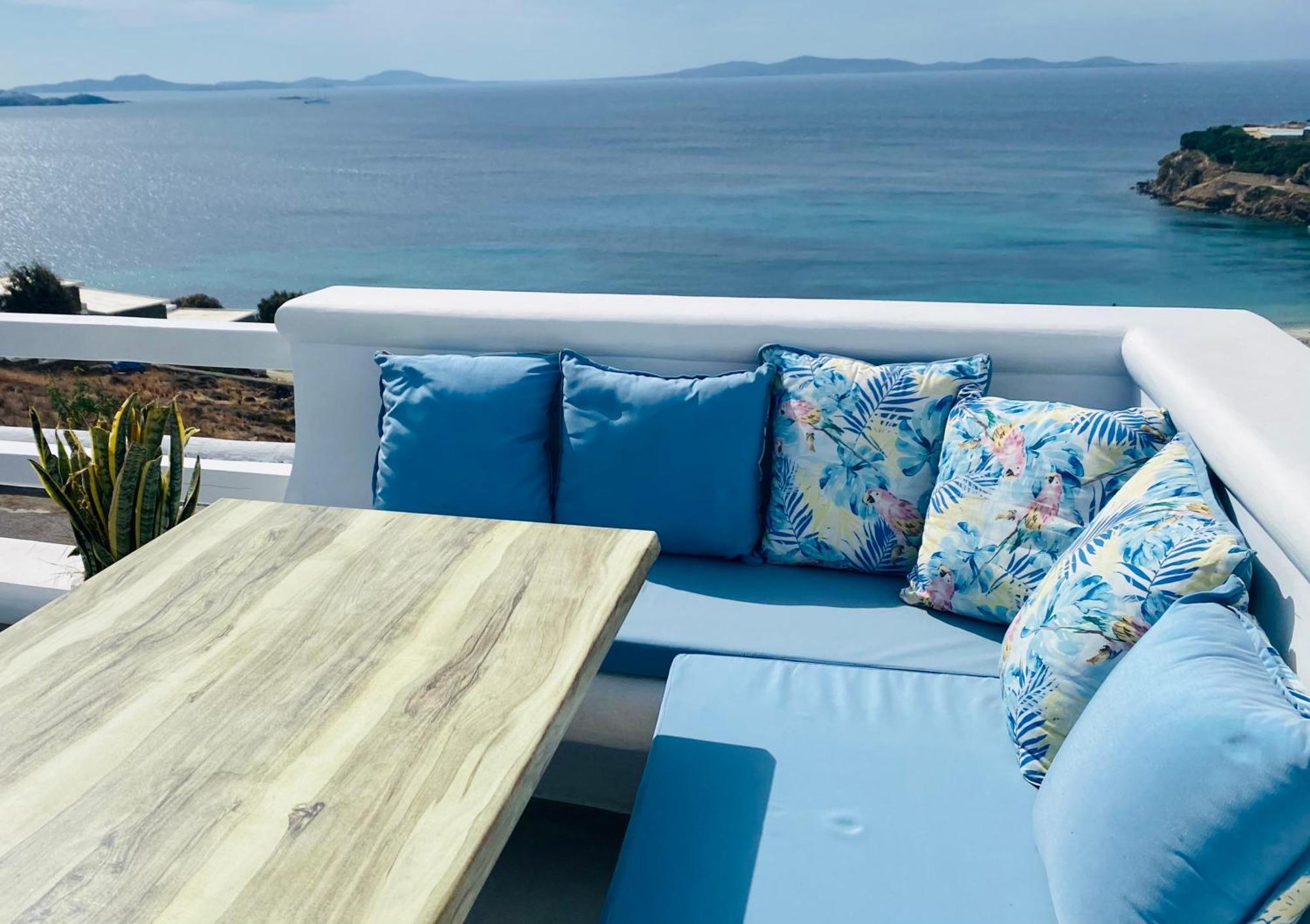 Aparthotel Flaskos Luxury Suites 4*