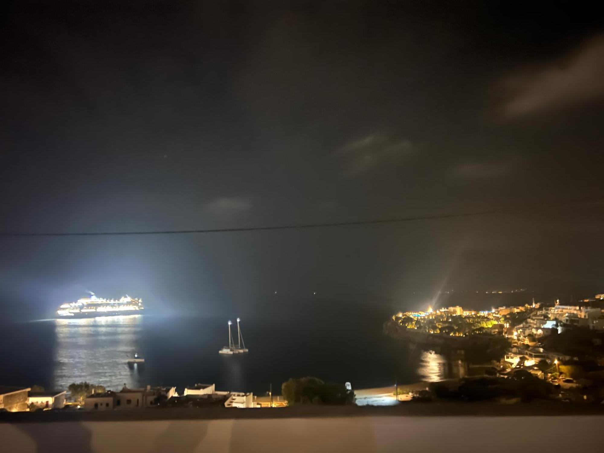 Flaskos Luxury Suites Aparthotel Agios Stefanos (Mykonos)